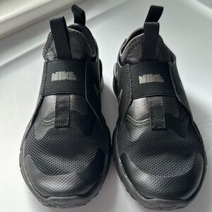 Nike Flex Runner 2. Size 12.5